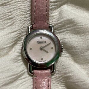 Coach Women’s Pink Leather Strap Watch Small Face Classic Style